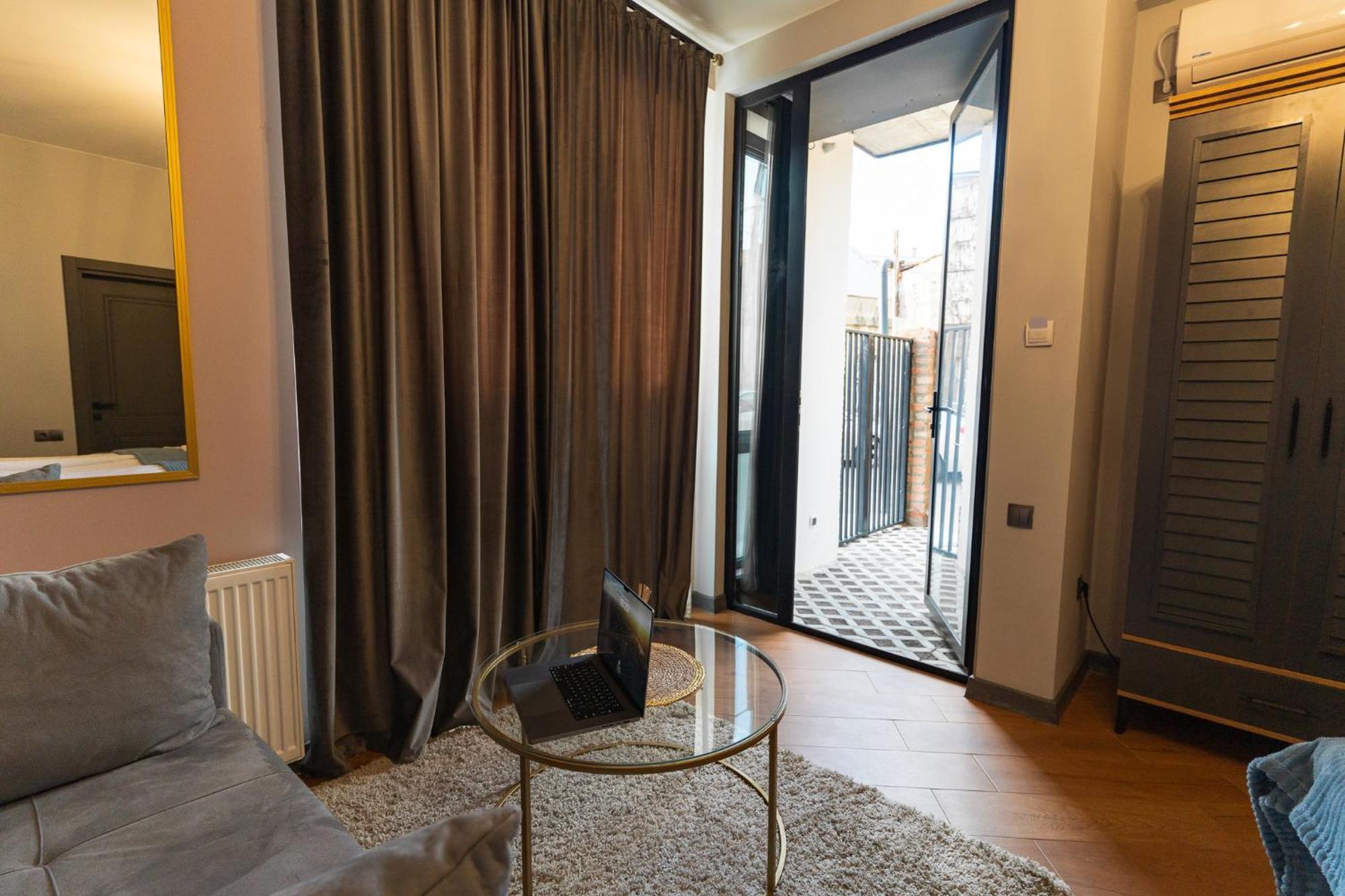 Trinity Hotel Tbilisi Eksteriør bilde